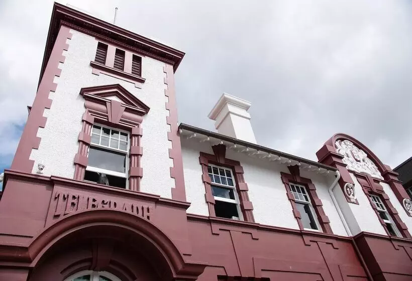 هتل Clarence Boutique