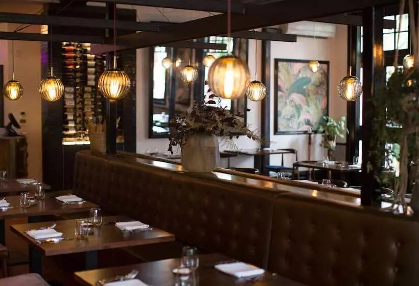 هتل Clarence Boutique