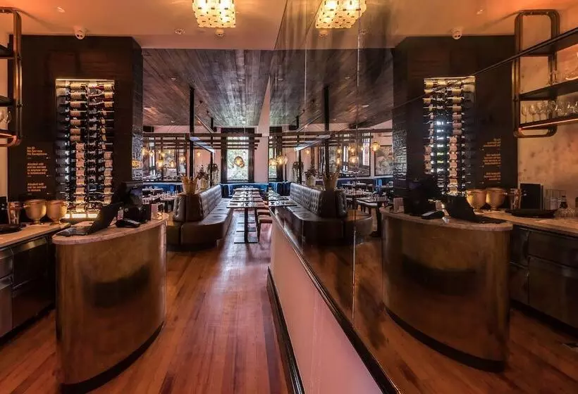 هتل Clarence Boutique