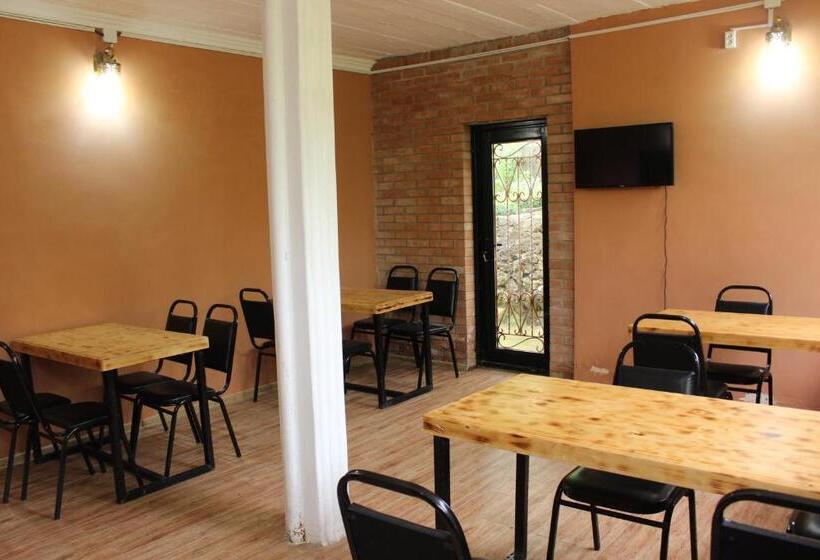 پانسیون Guest House Maspindzeli