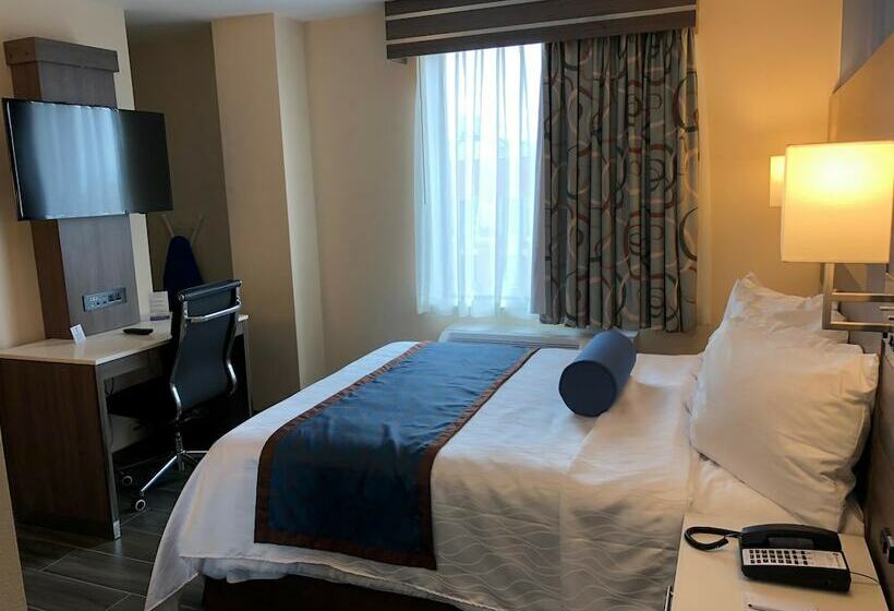 בית מלון כפרי Best Western Plus Stadium Inn