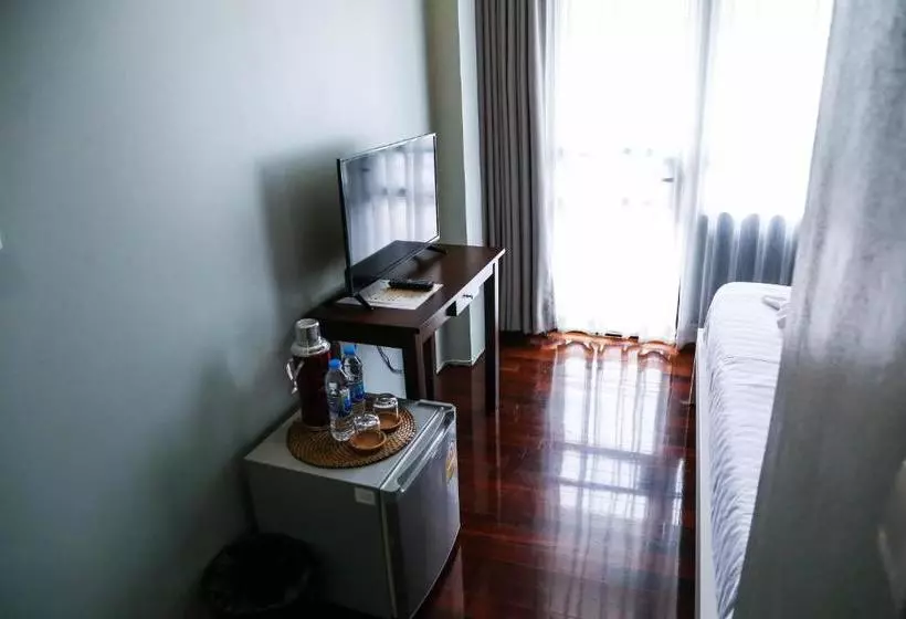 ユースホステル Tongsiam