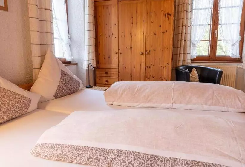 ユースホステル Gästehaus Kaltenbach