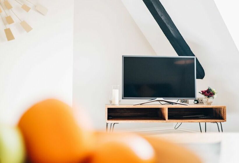 هتل Goldings Public House & Rooms