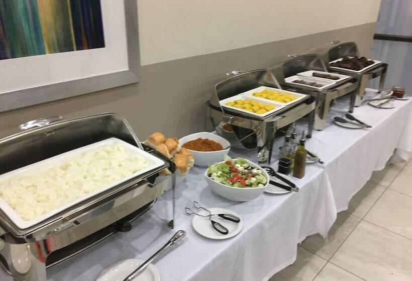 پانسیون The Clan Guest House