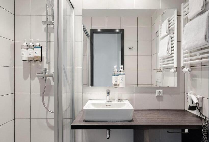 Numa I Viktoria Apartments