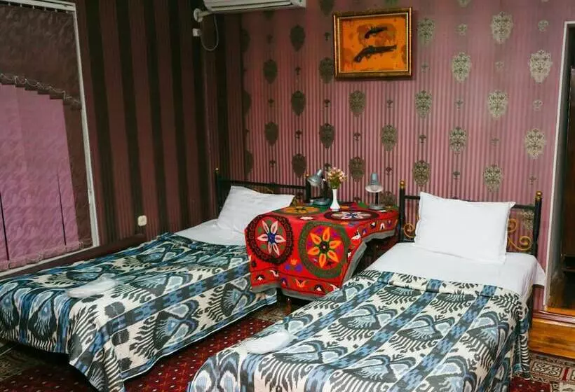 پانسیون B House Boutique With Terrace