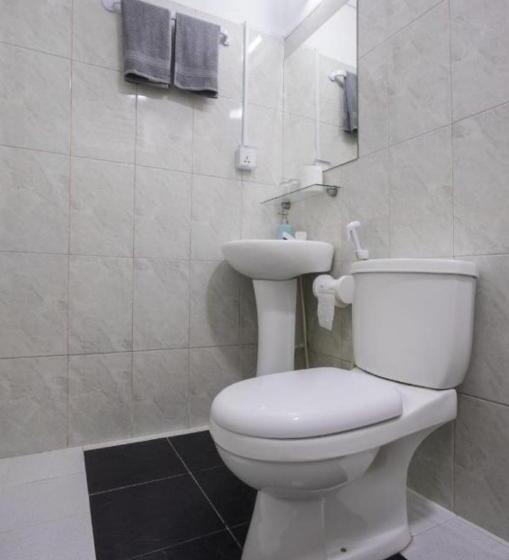 هاستل Surf Yoga Camp