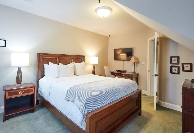 호스텔 The Inn At Longshore