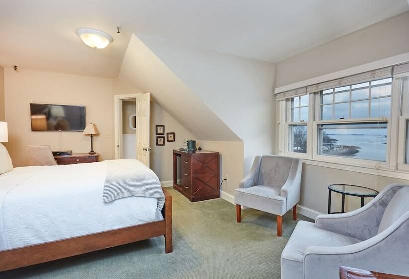 호스텔 The Inn At Longshore