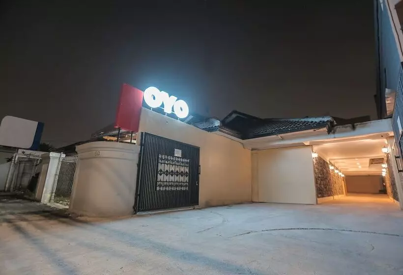 ホテル Oyo 133 Griya Ciaji