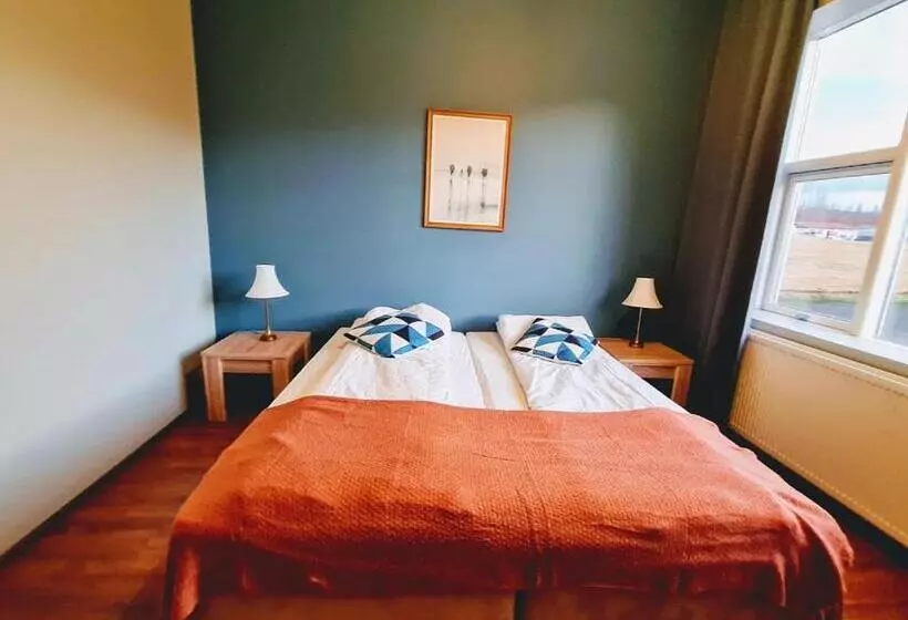 هتل Hlín Guesthouse