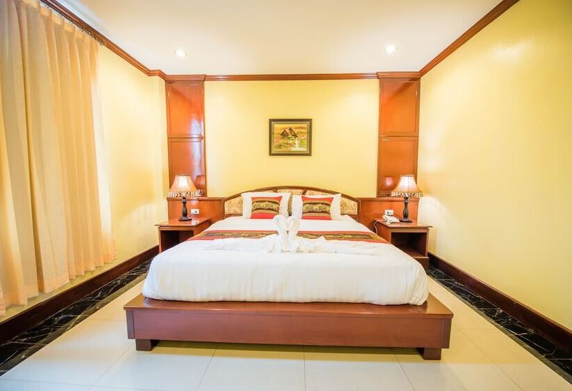 בית מלון כפרי Soubundith