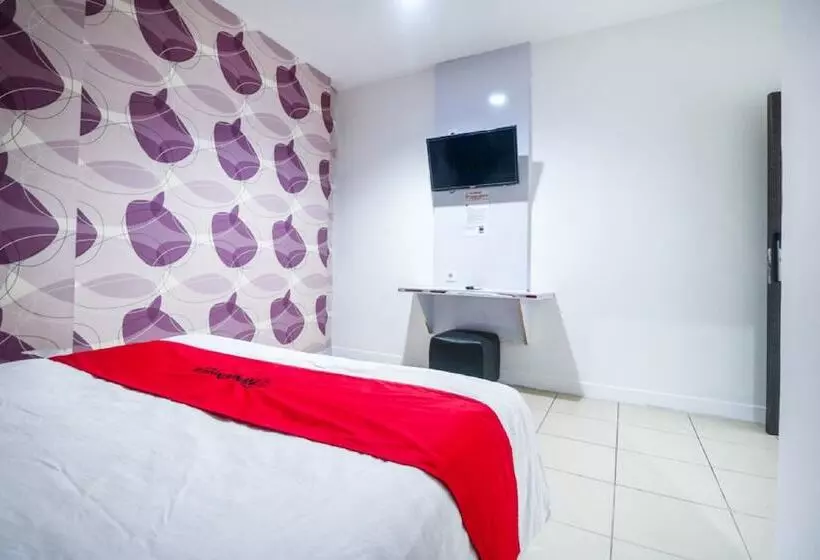 ペンション Reddoorz Near Terminal Batu Ampar