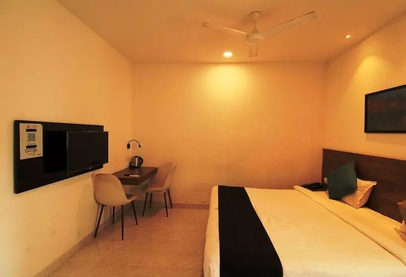 Arunaa Inn Airport Hotel, Chennai