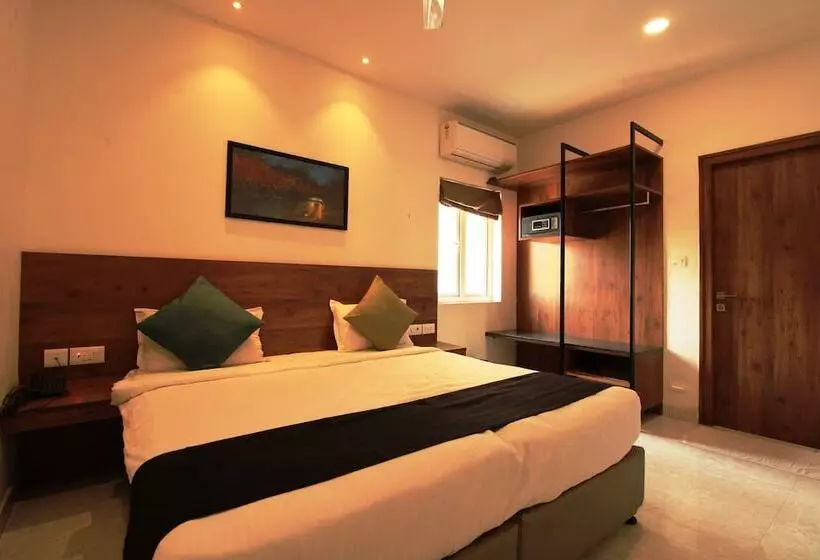 Arunaa Inn Airport Hotel, Chennai