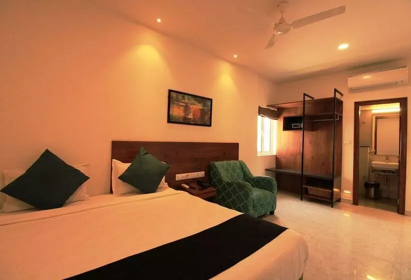 Arunaa Inn Airport Hotel, Chennai