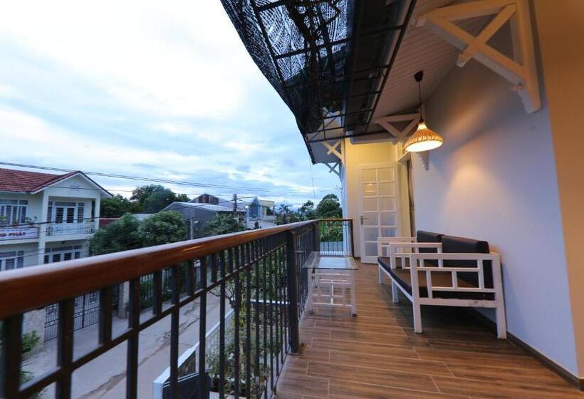 هتل Hill Bungalow