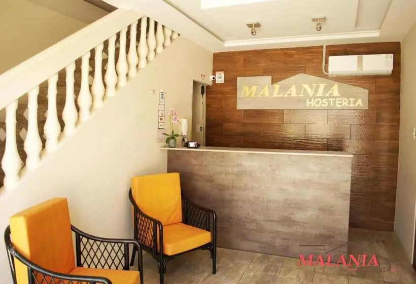 ペンション Hostal Malania