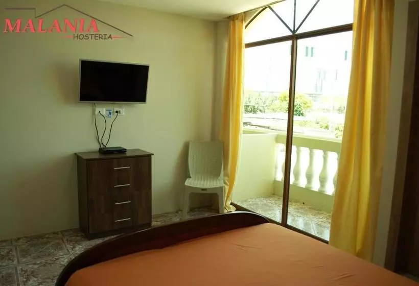 ペンション Hostal Malania