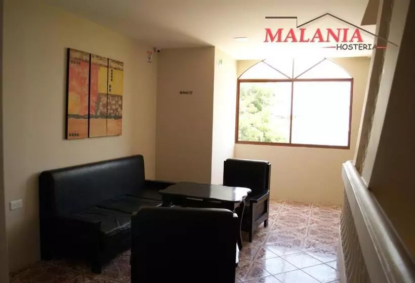 ペンション Hostal Malania
