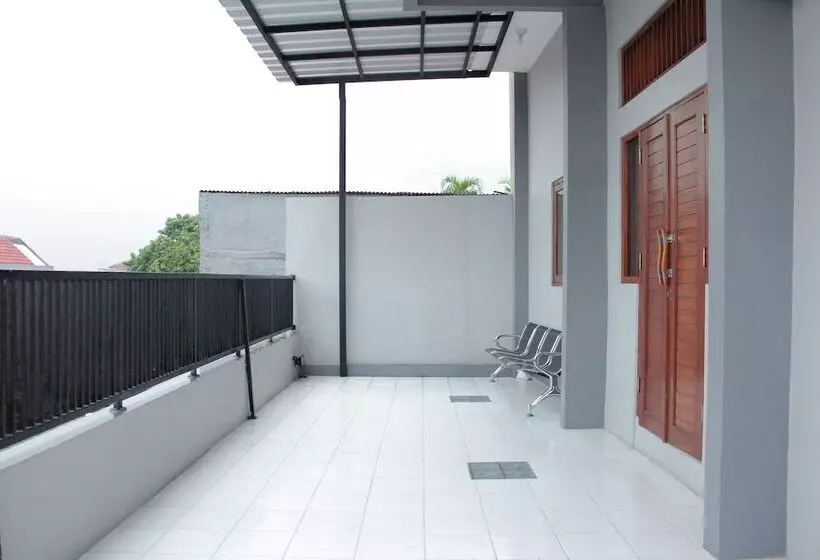 Hotelli Rumah Ayub Syariah