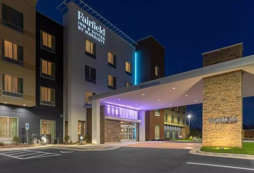 Hotelli Fairfield Inn & Suites By Marriott Mebane