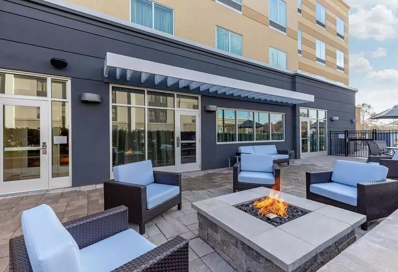Hotelli Fairfield Inn & Suites By Marriott Mebane