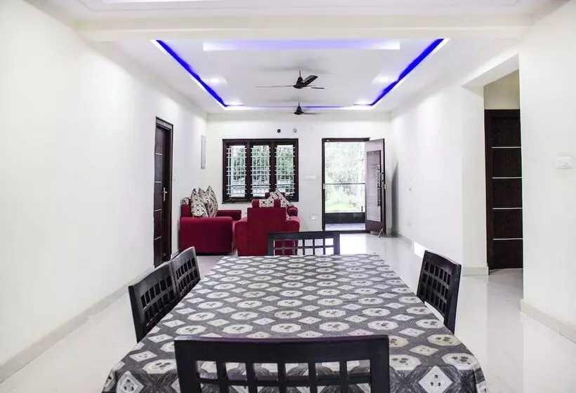 Fabhotel Snehitha Inn
