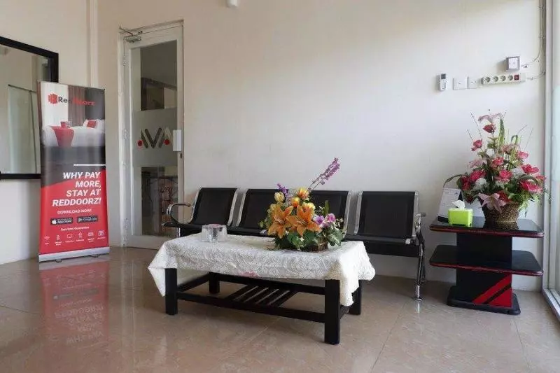 Majatalo Reddoorz Near Akademi Kepolisian Semarang