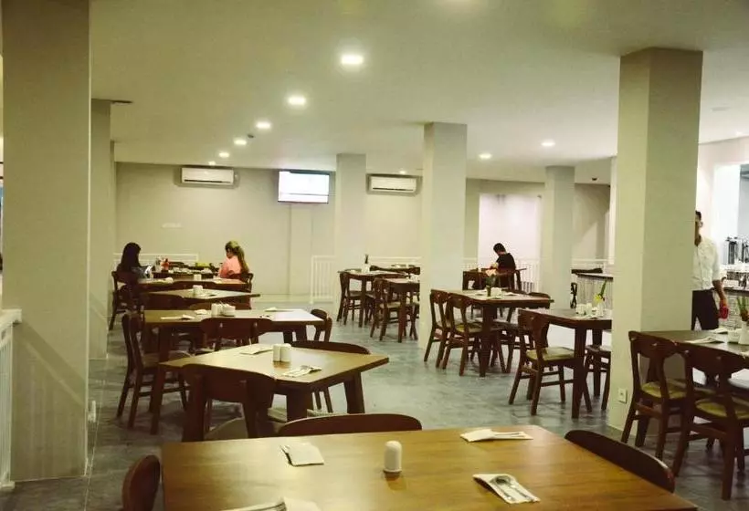 Hotel Airish