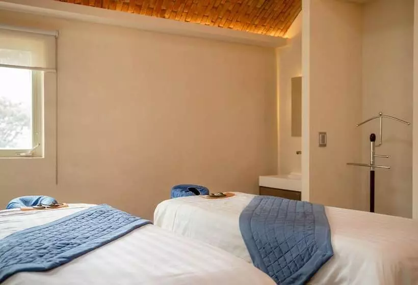 Hotelli Alilo By Muuk