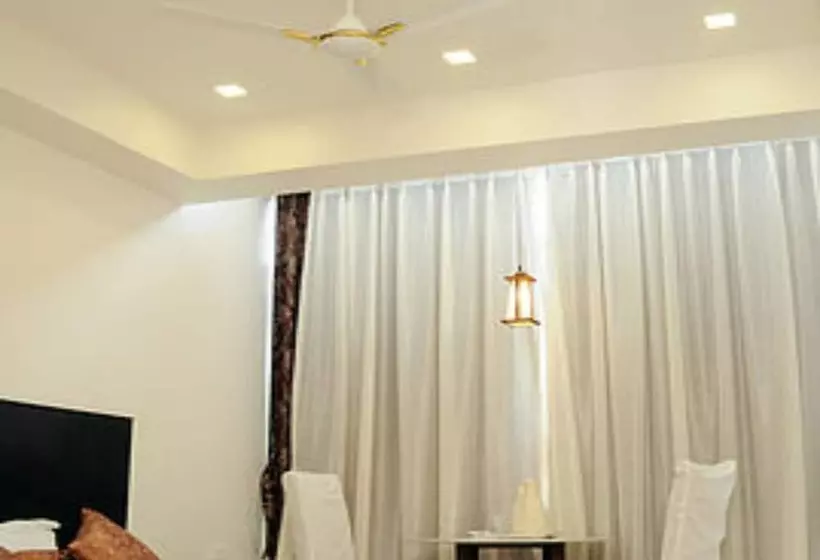 Hotelli Sri Kamal International