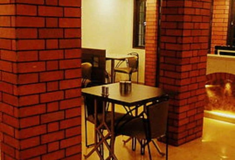 Отель Sri Kamal International