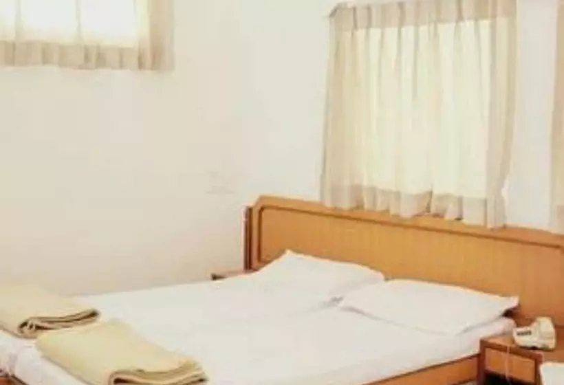 Hotelli Sri Kamal International