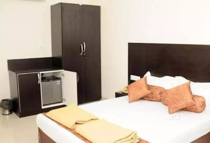 Hotelli Sri Kamal International