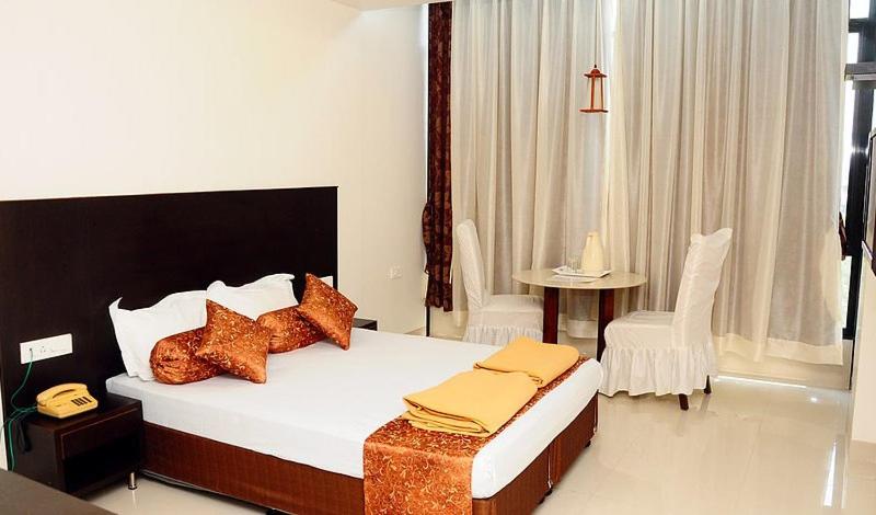 Отель Sri Kamal International