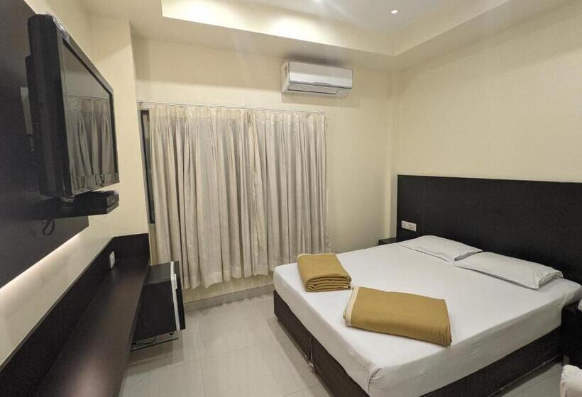 Отель Sri Kamal International