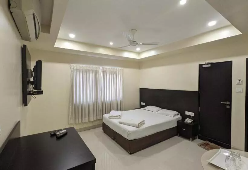 Hotelli Sri Kamal International