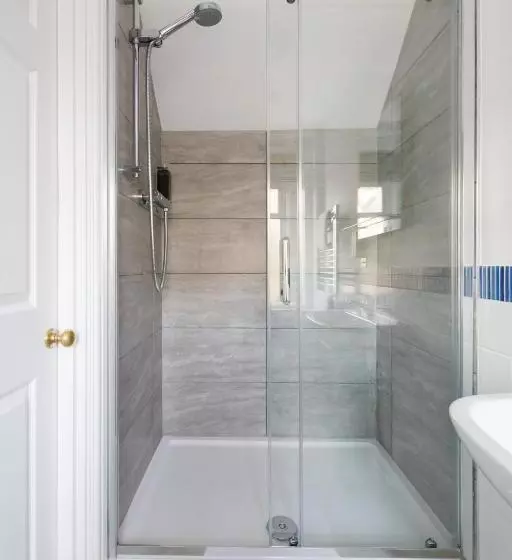 Majatalo 4 Canon Lane