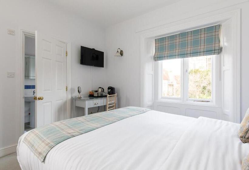 بنسيون 4 Canon Lane