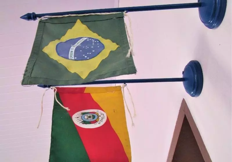 پانسیون Pousada Torre Do Meio
