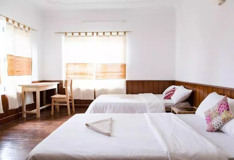 تختخواب و صبحانه Ananda Tree House Eco Homestay