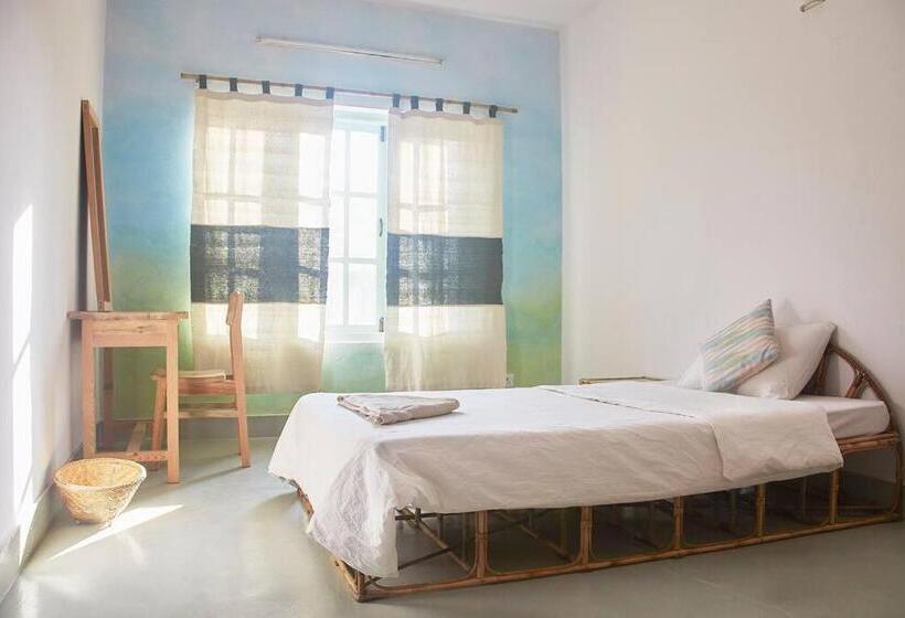 تختخواب و صبحانه Ananda Tree House Eco Homestay