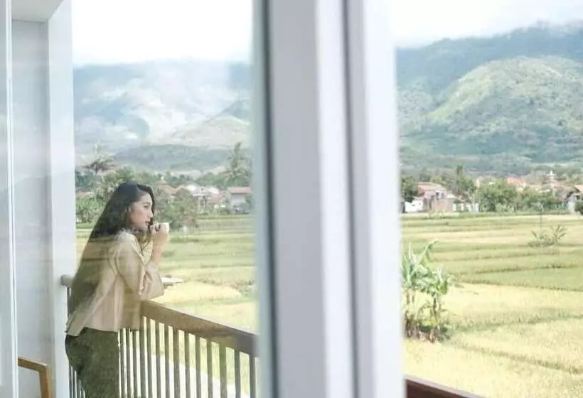 Hotel Santika Garut