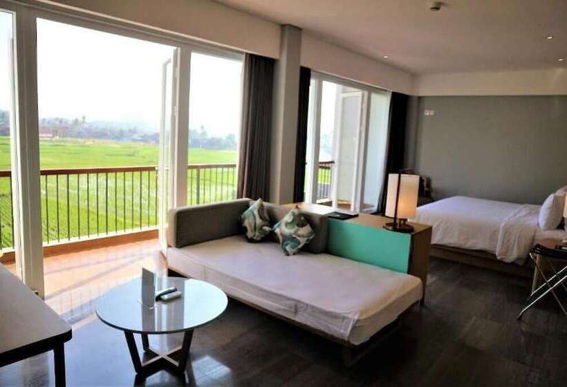 בית מלון כפרי Santika Garut