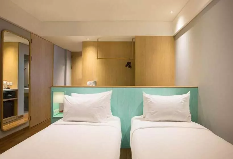 Hotel Santika Garut