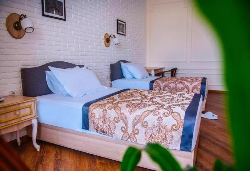 ホテル Silk Road Kokand