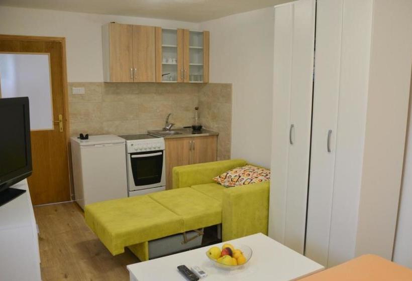 پانسیون Apartman Hrupjela
