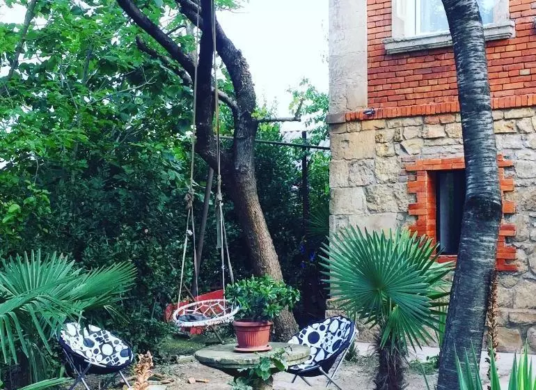 پانسیون Guest House Hello